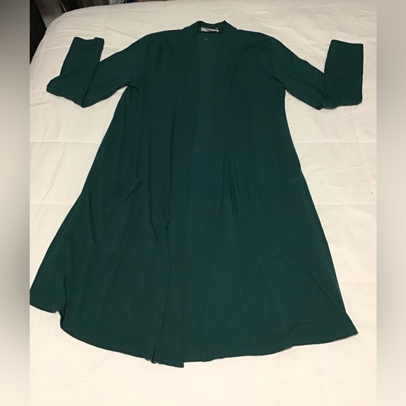 Zenana Outfitters Green Cardigan - Picture 3 of 3